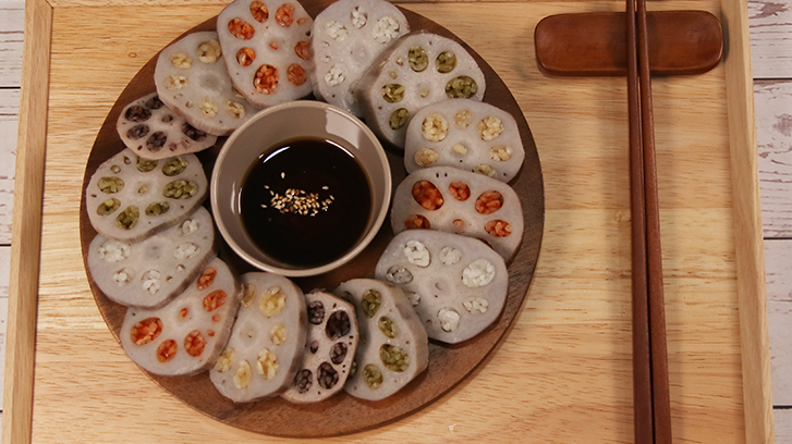 오색연근밥