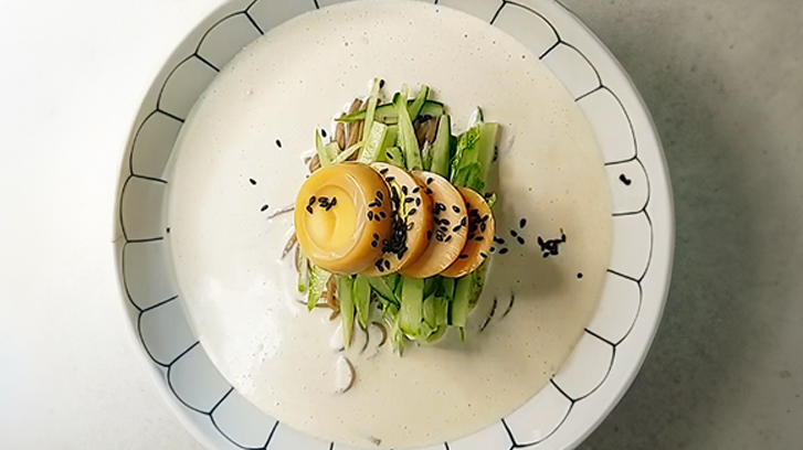 두부콩국수