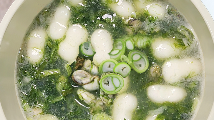 매생이 굴 떡국